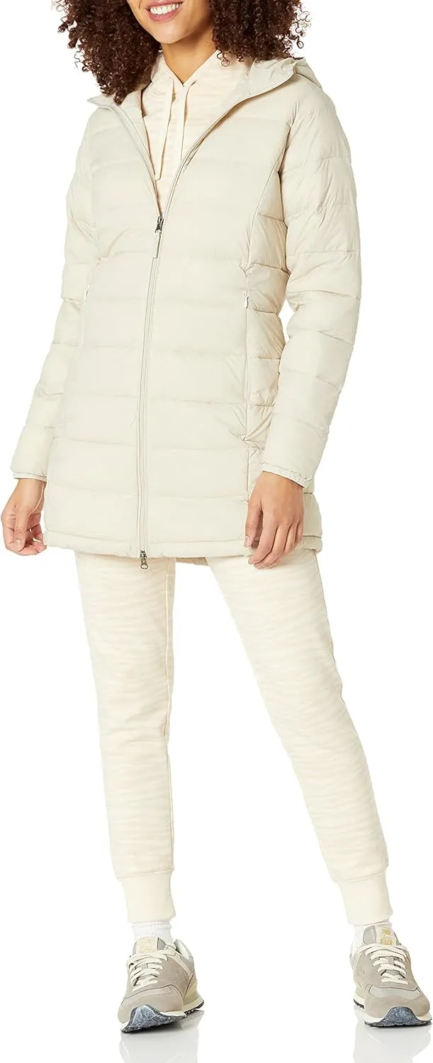 Amazon Essentials Women's Lightweight Water-Resistant Packable Hooded Puffer Coat (Available in Plus Size)