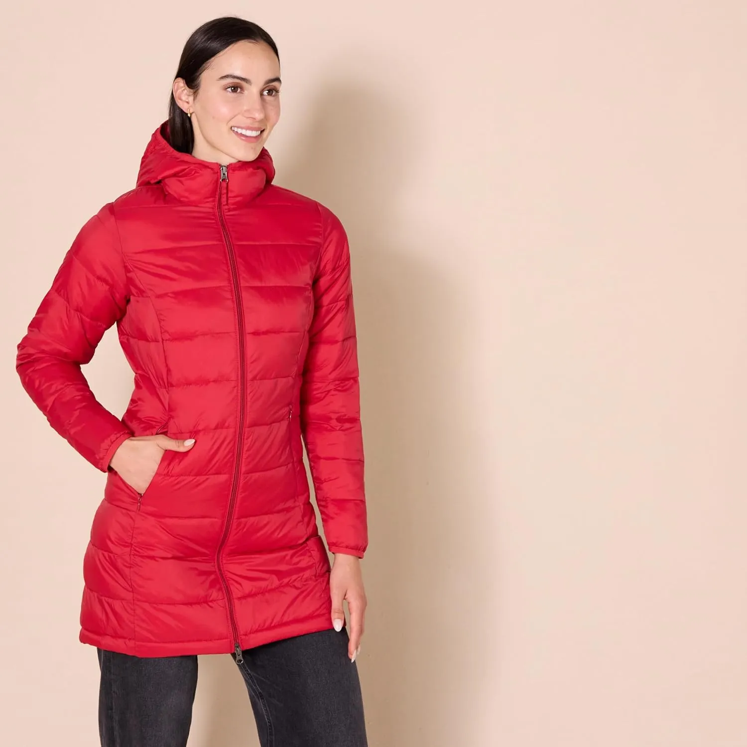Amazon Essentials Women's Regular-Fit Lightweight Water-Resistant Packable Hooded Puffer Coat (Available in Plus Size)