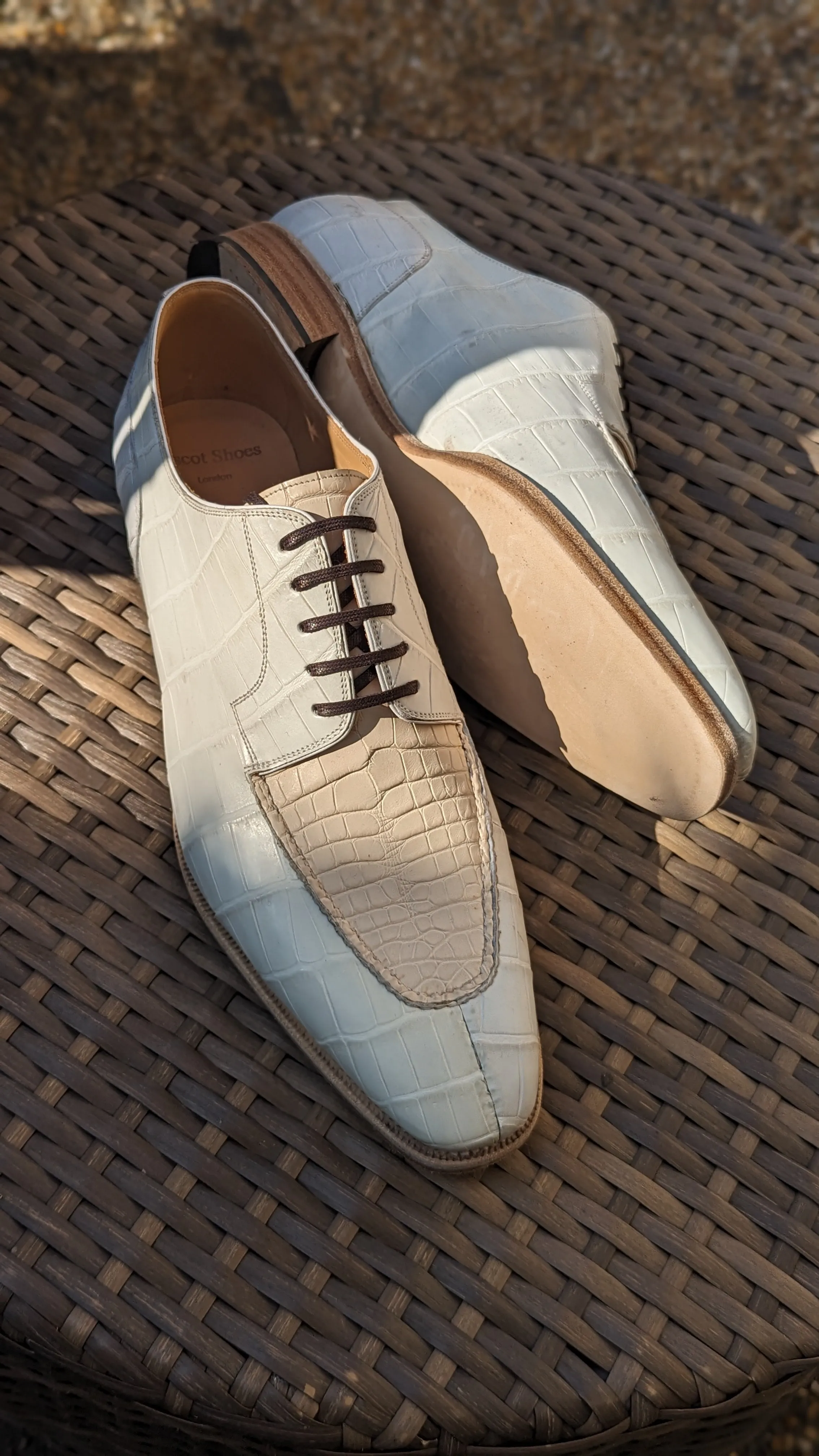 Ascot Kaan - White & Cream Crocodile