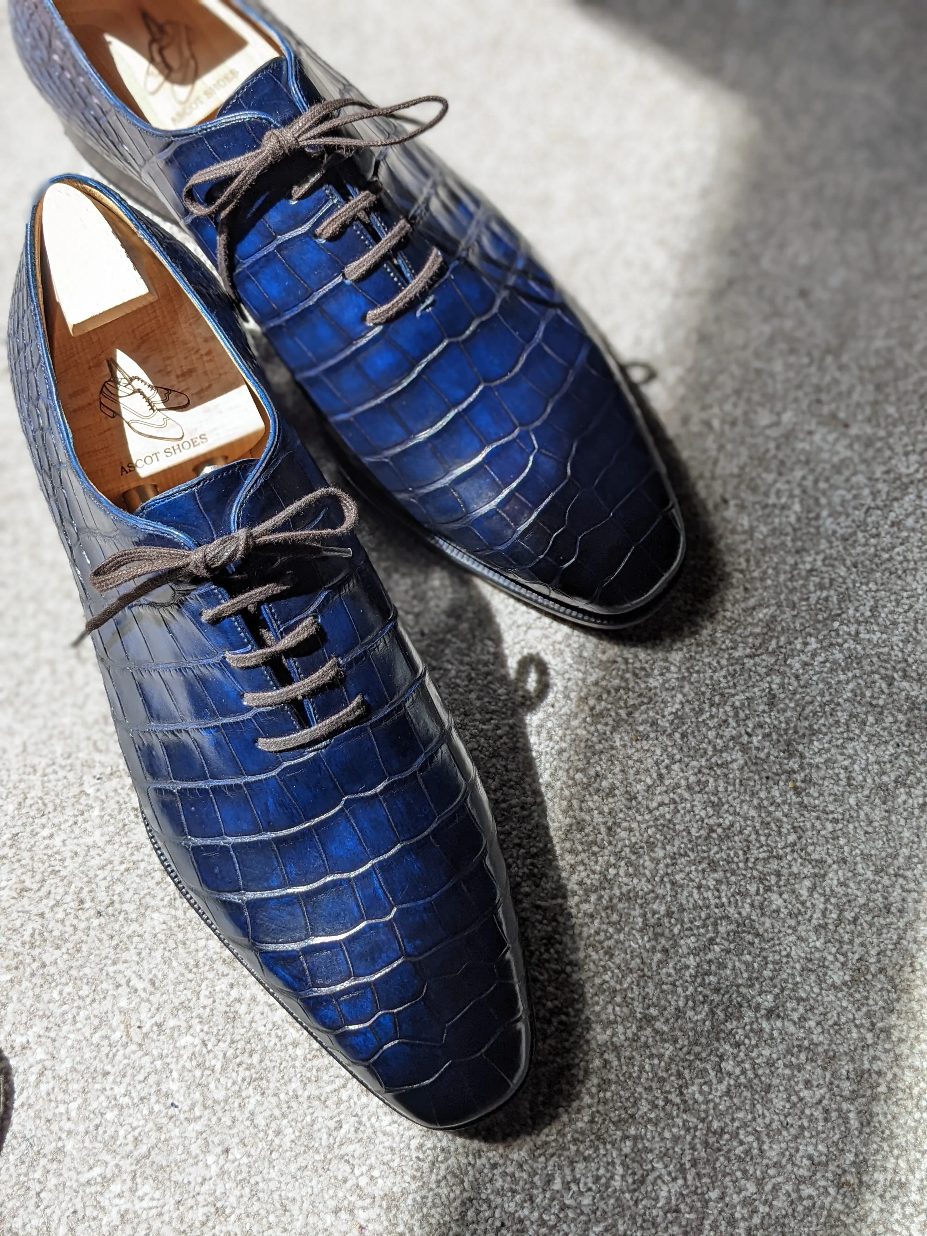 Ascot Wholecut - Electric Blue