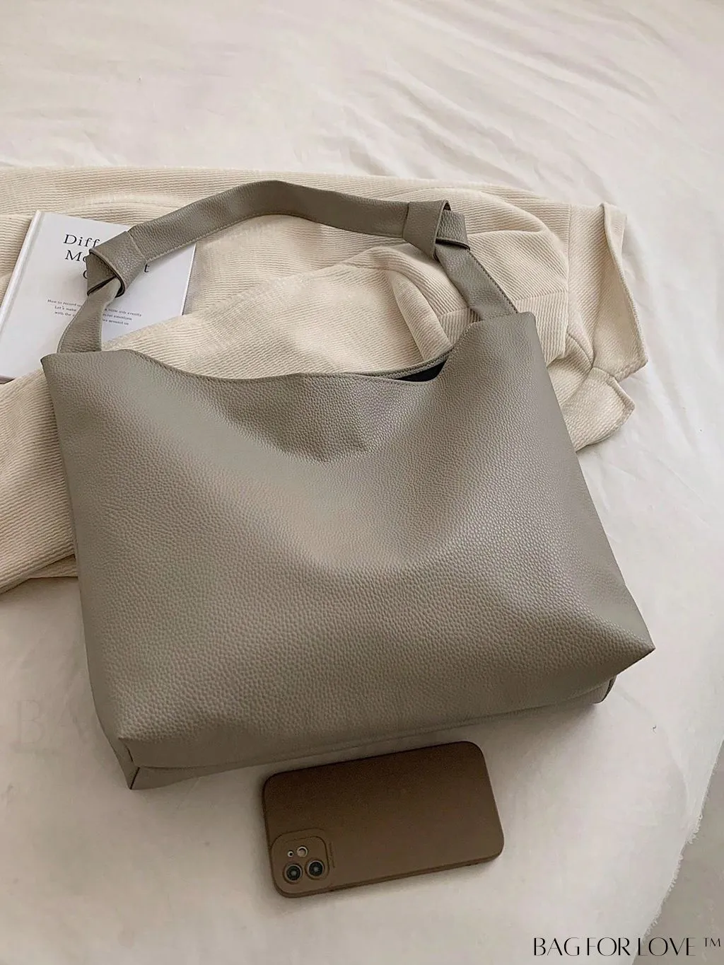 BagForLove - Black Hobo Bag: Sleek, Spacious, and Stylish