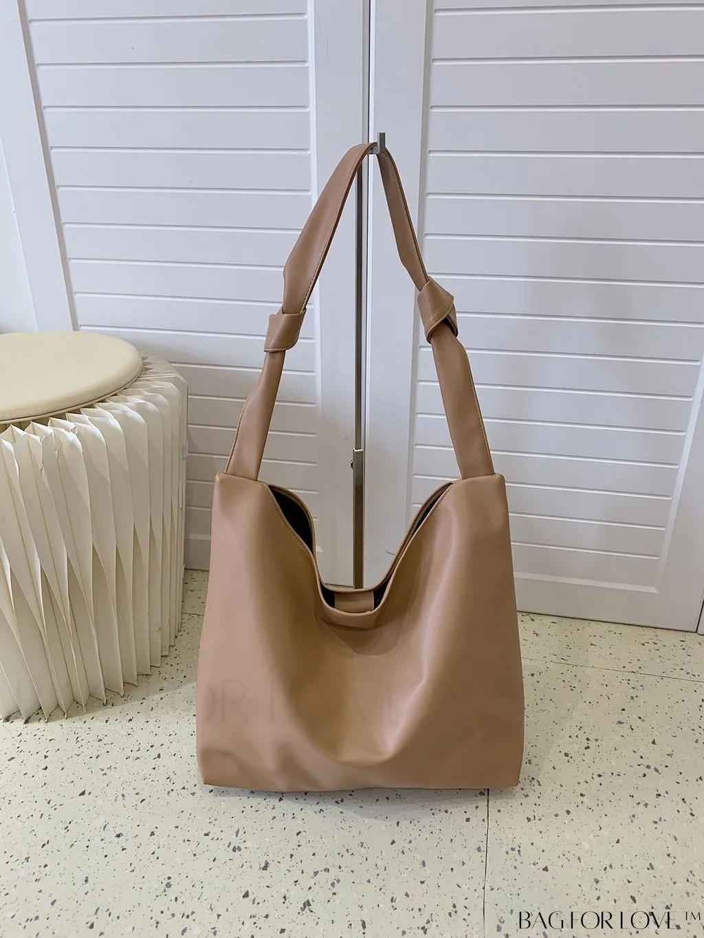 BagForLove - Black Hobo Bag: Sleek, Spacious, and Stylish