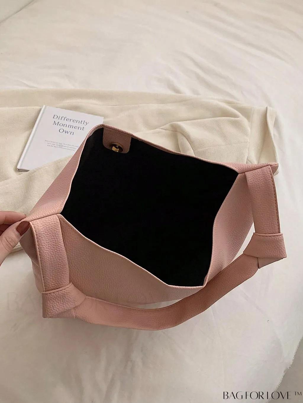 BagForLove - Black Hobo Bag: Sleek, Spacious, and Stylish
