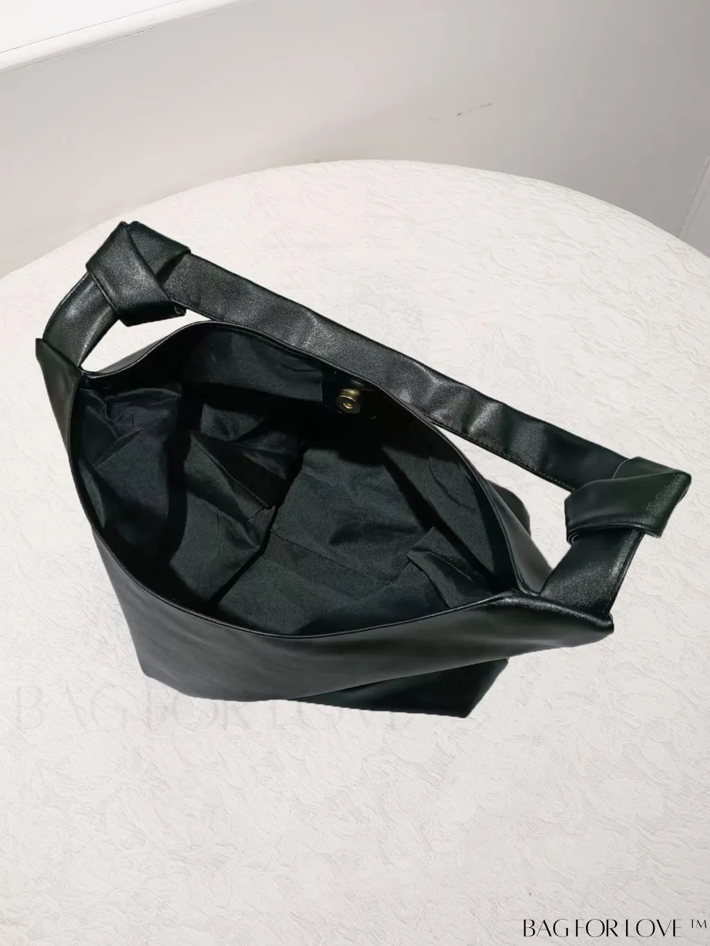 BagForLove - Black Hobo Bag: Sleek, Spacious, and Stylish