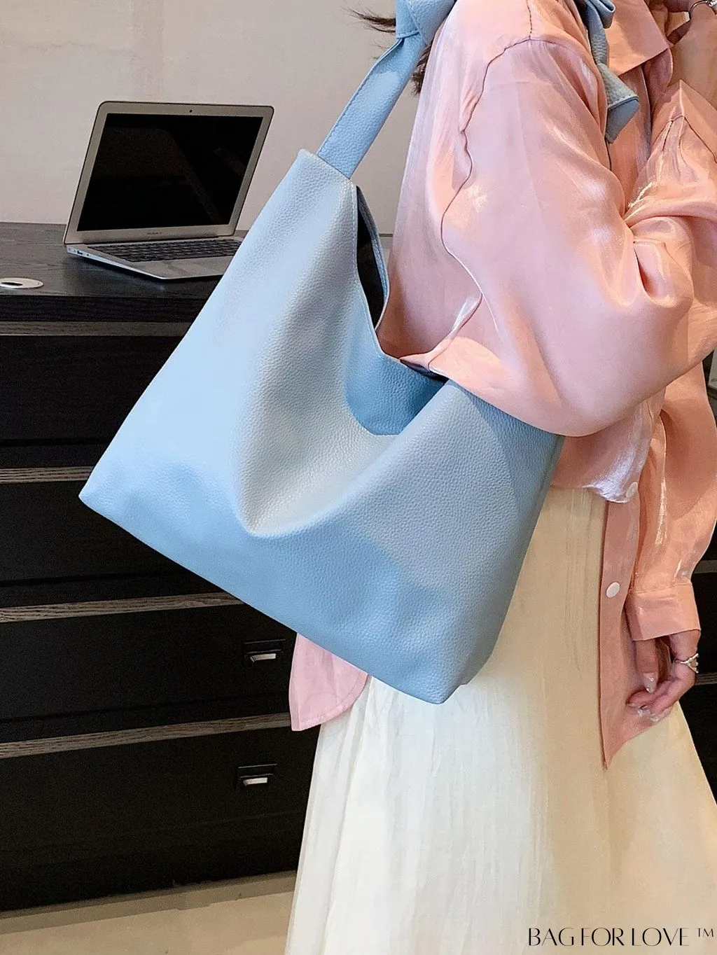 BagForLove - Black Hobo Bag: Sleek, Spacious, and Stylish