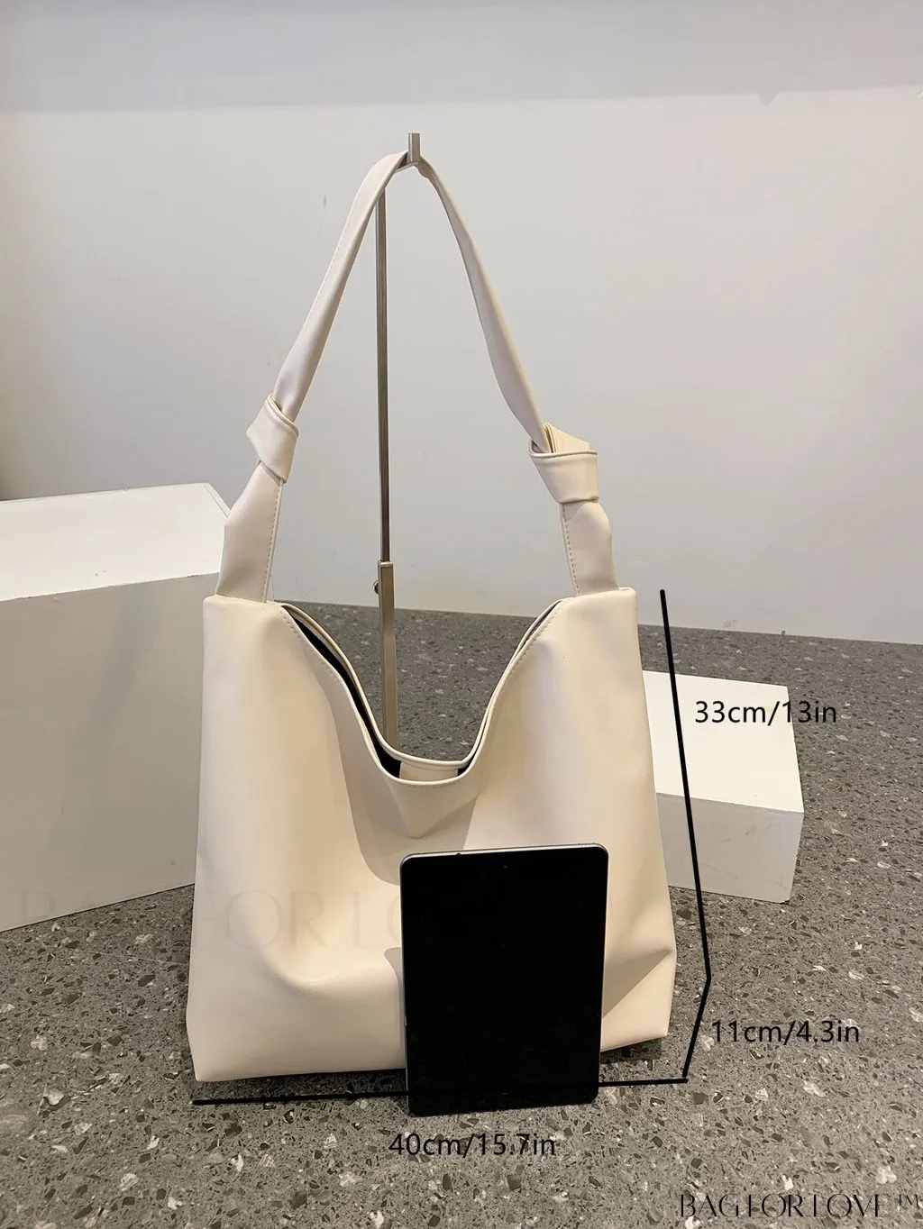 BagForLove - Black Hobo Bag: Sleek, Spacious, and Stylish
