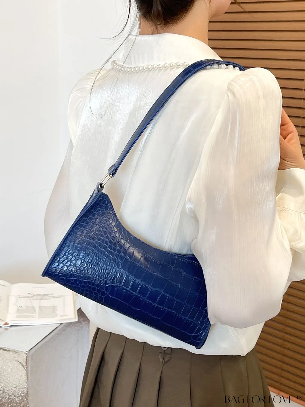 BagForLove - Croc Embossed Baguette Bag: Sleek and Minimalistic Design