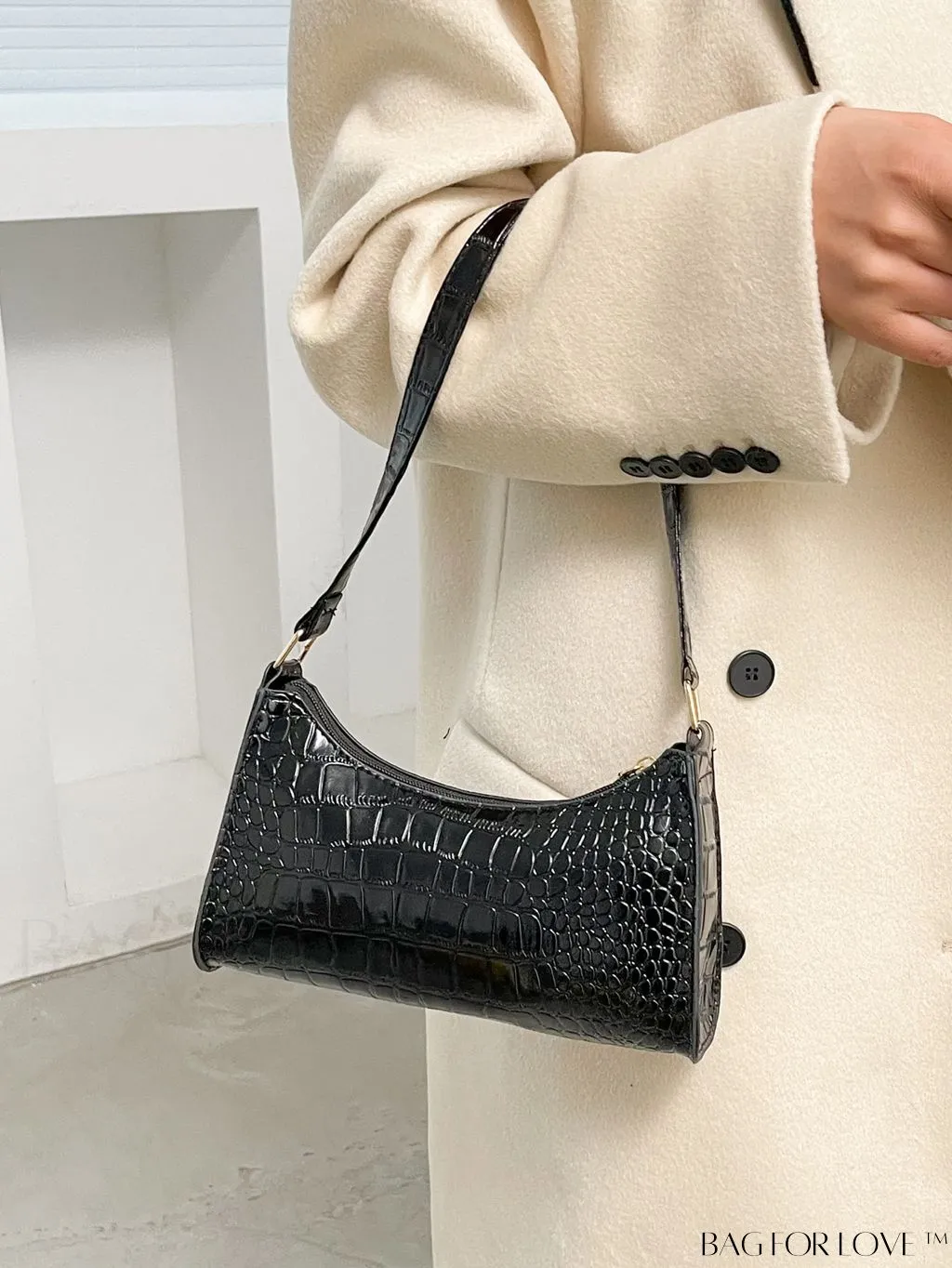 BagForLove - Croc Embossed Baguette Bag: Sleek and Minimalistic Design