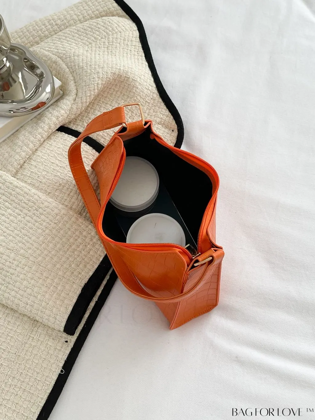 BagForLove - Croc Embossed Baguette Bag: Sleek and Minimalistic Design