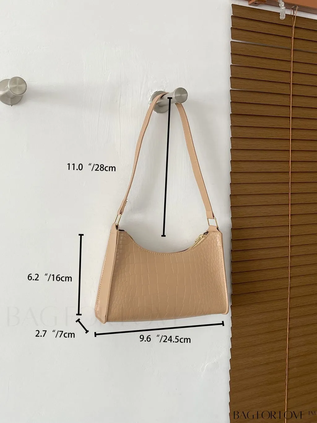 BagForLove - Croc Embossed Baguette Bag: Sleek and Minimalistic Design