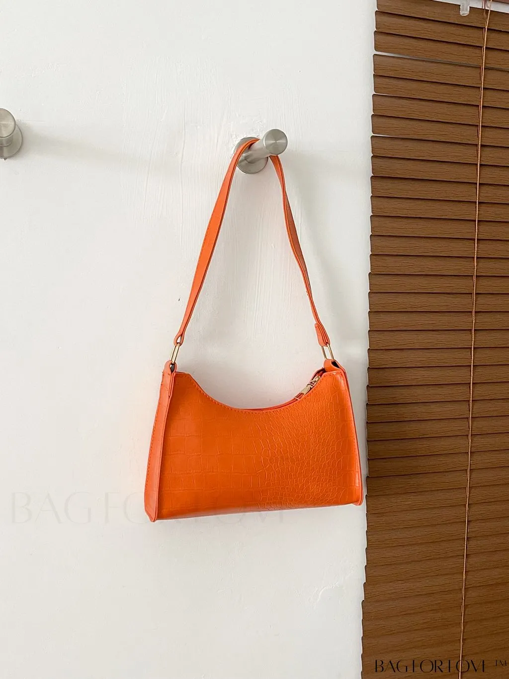 BagForLove - Croc Embossed Baguette Bag: Sleek and Minimalistic Design