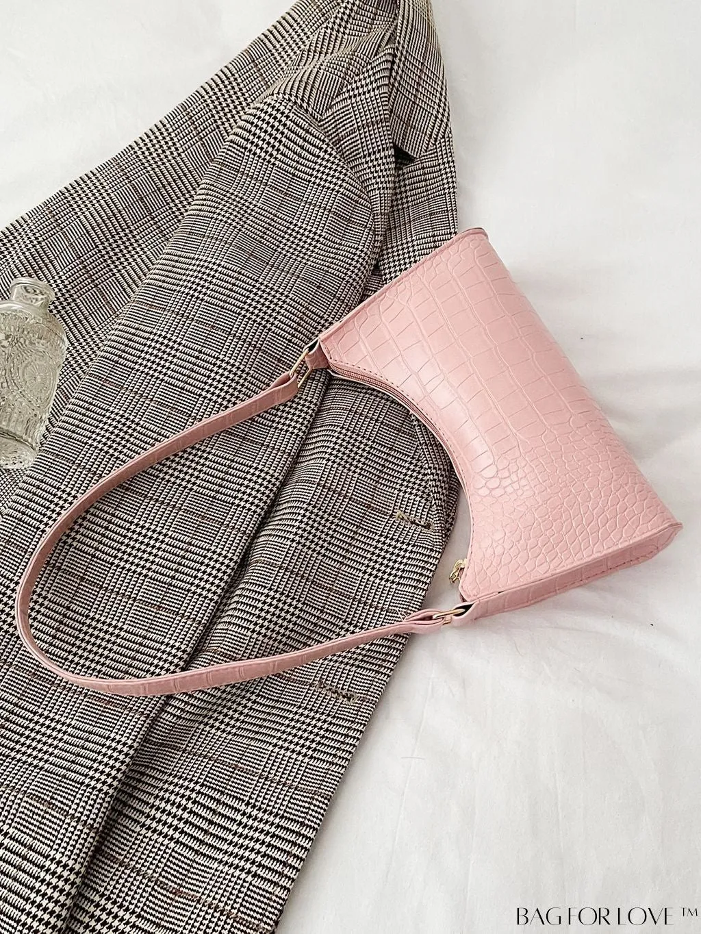 BagForLove - Croc Embossed Baguette Bag: Sleek and Minimalistic Design