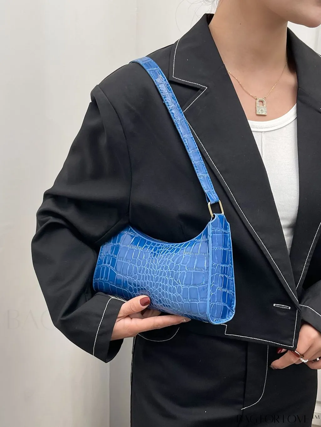 BagForLove - Croc Embossed Baguette Bag: Sleek and Minimalistic Design