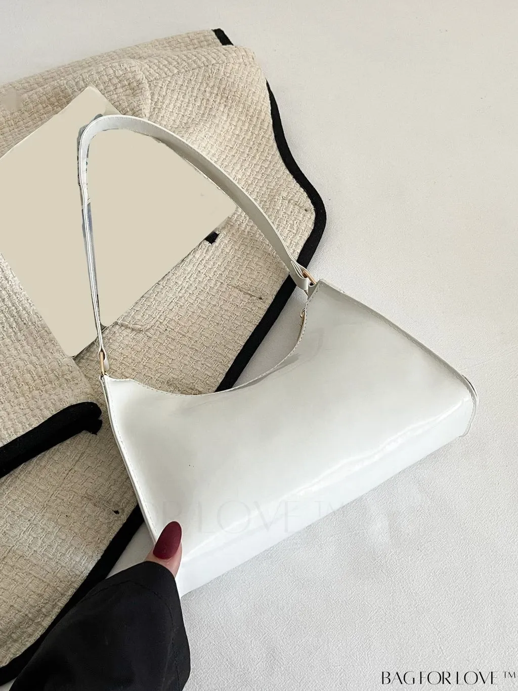 BagForLove - Croc Embossed Baguette Bag: Sleek and Minimalistic Design