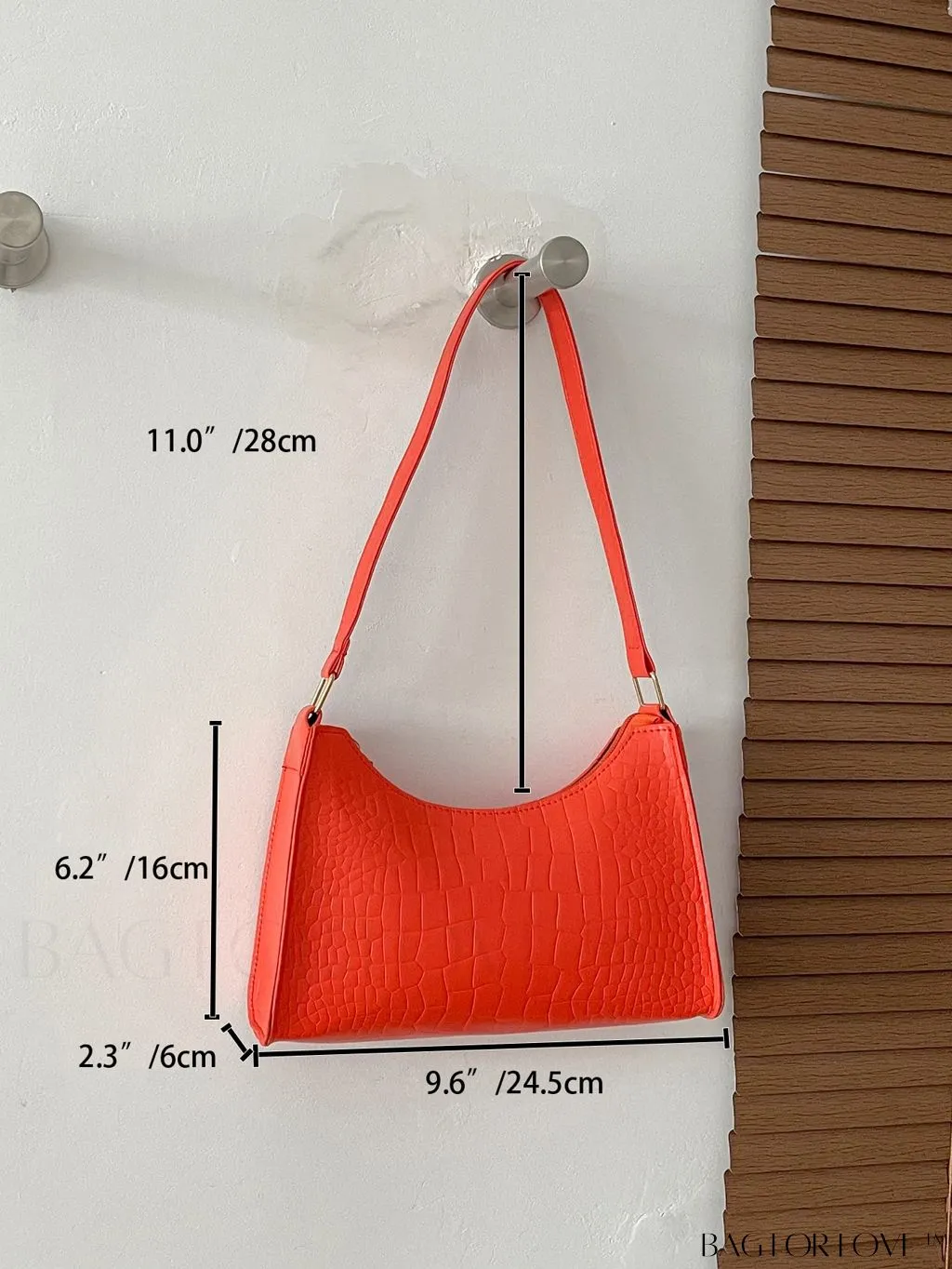 BagForLove - Croc Embossed Baguette Bag: Sleek and Minimalistic Design