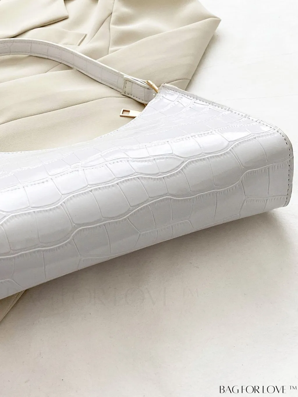 BagForLove - Embossed Crocodile Shoulder Bag