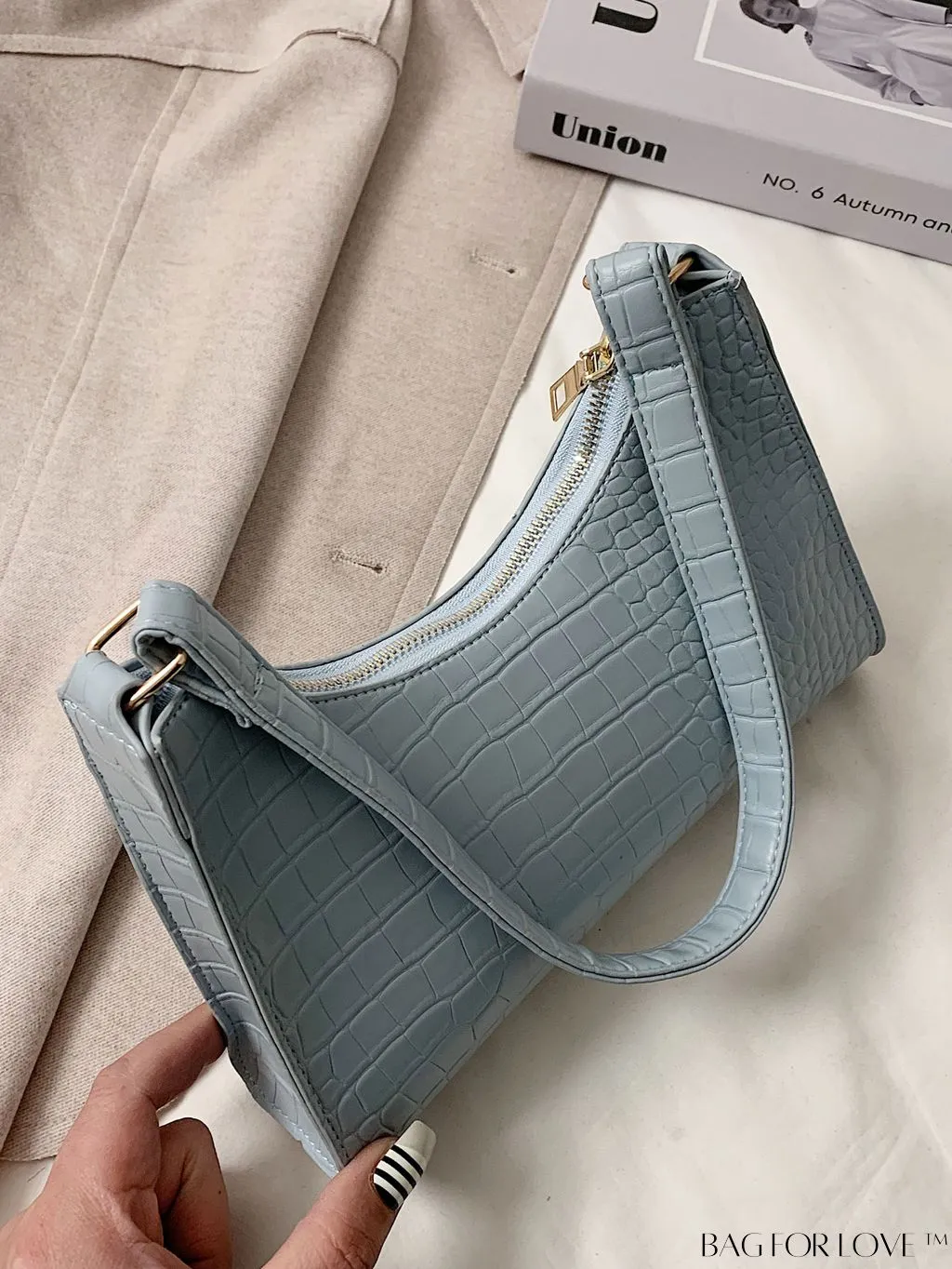 BagForLove - Embossed Crocodile Shoulder Bag