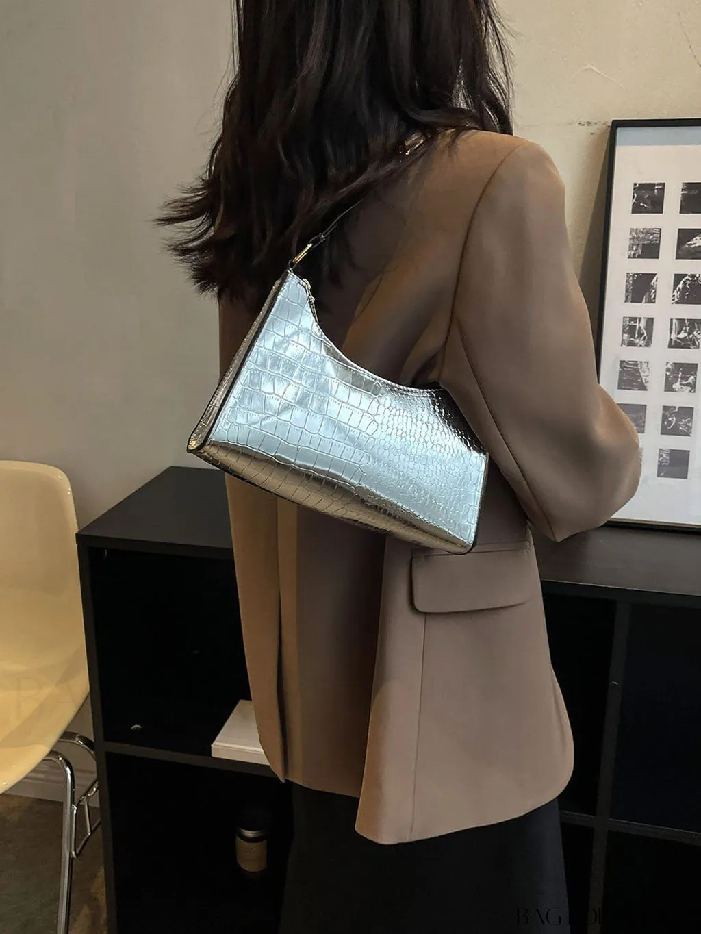 BagForLove - Embossed Crocodile Shoulder Bag