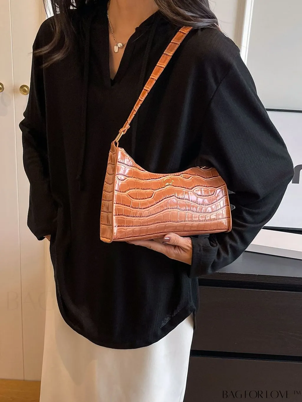 BagForLove - Embossed Crocodile Shoulder Bag