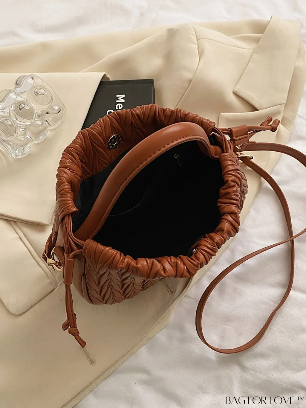 BagForLove - Foldable Crossbody Bag: Sleek and Stylish Womens Summer Essential