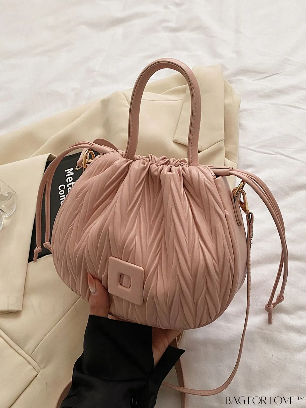 BagForLove - Foldable Crossbody Bag: Sleek and Stylish Womens Summer Essential