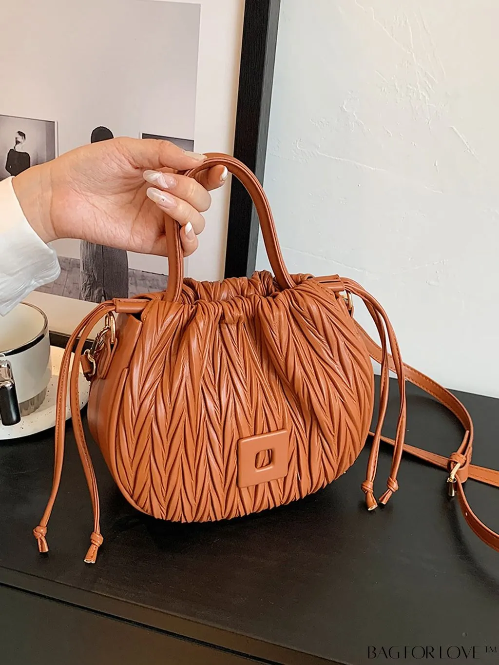BagForLove - Foldable Crossbody Bag: Sleek and Stylish Womens Summer Essential
