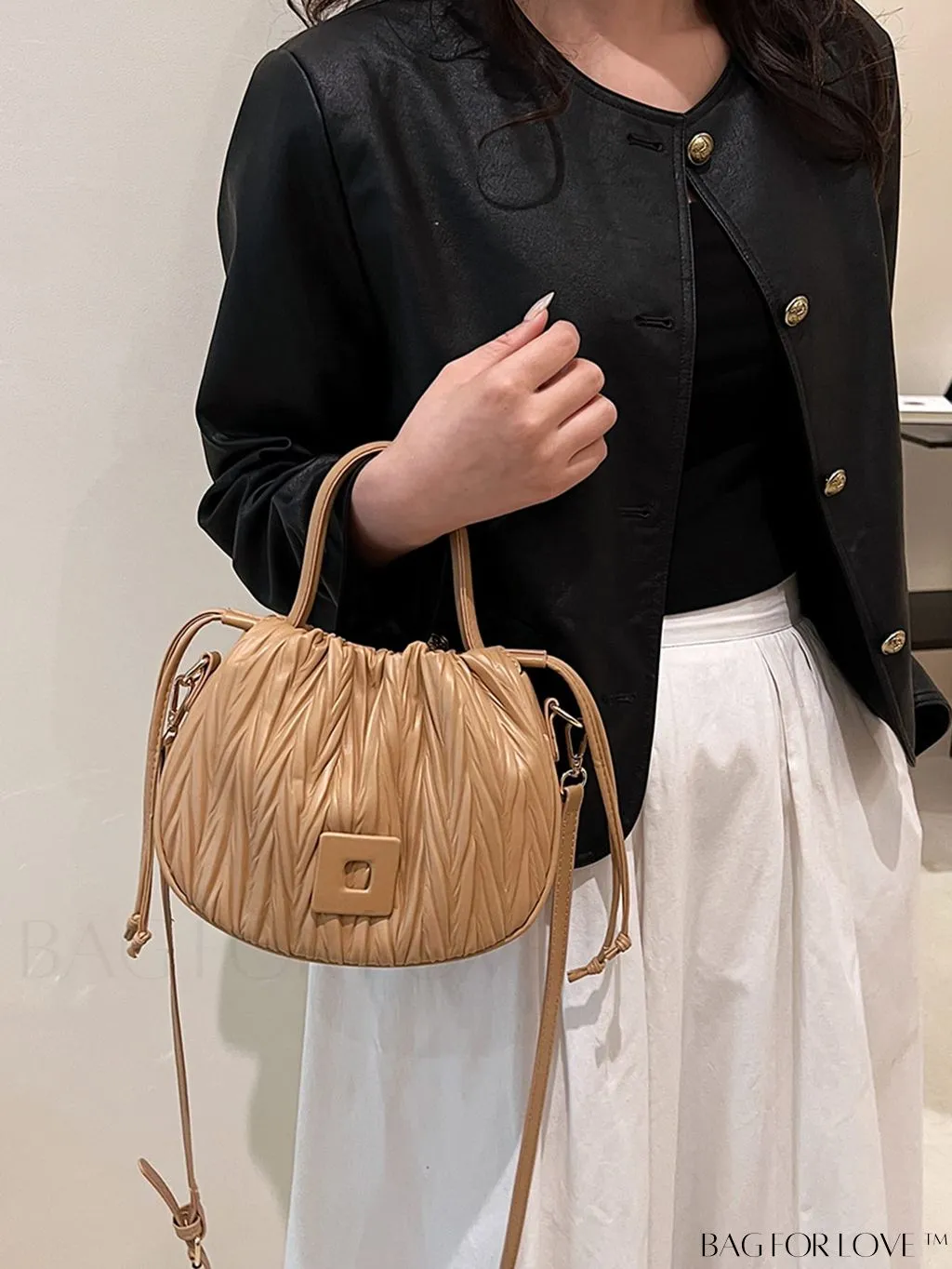 BagForLove - Foldable Crossbody Bag: Sleek and Stylish Womens Summer Essential