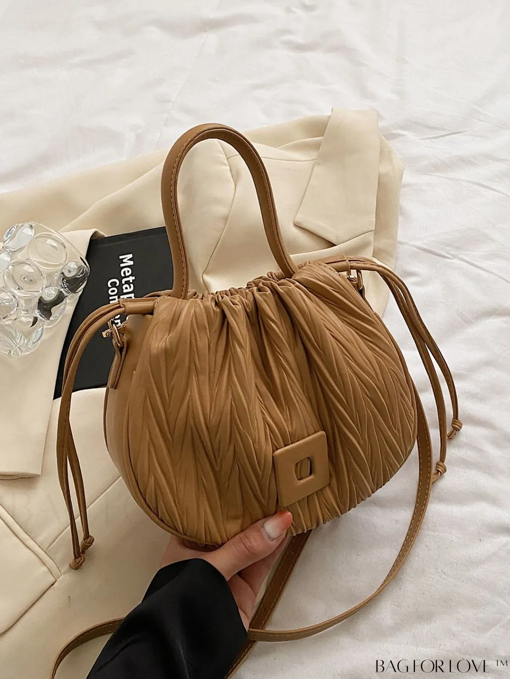 BagForLove - Foldable Crossbody Bag: Sleek and Stylish Womens Summer Essential