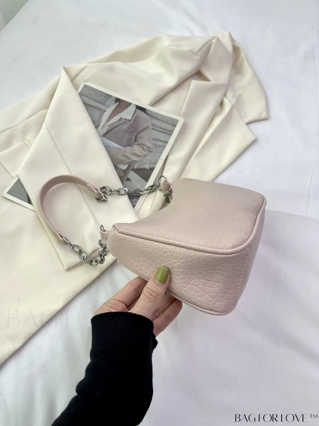 BagForLove - Silver Metal Chain Shoulder Bag in Sleek PU Material