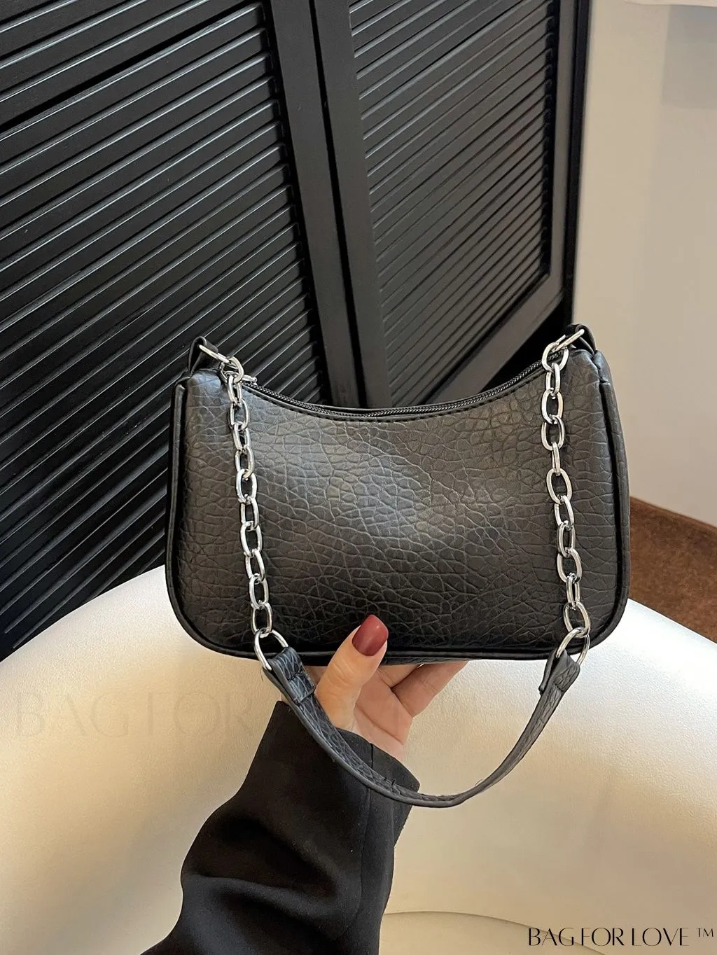 BagForLove - Silver Metal Chain Shoulder Bag in Sleek PU Material