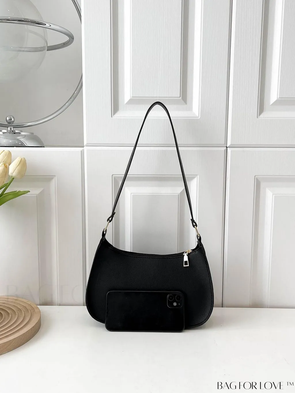 BagForLove - Sleek Armpit Bag - The Epitome of Fashionable Simplicity
