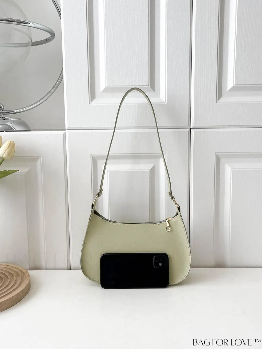 BagForLove - Sleek Armpit Bag - The Epitome of Fashionable Simplicity