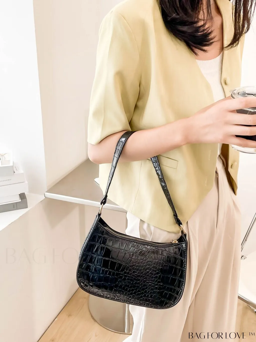 BagForLove - Sleek Armpit Bag - The Epitome of Fashionable Simplicity