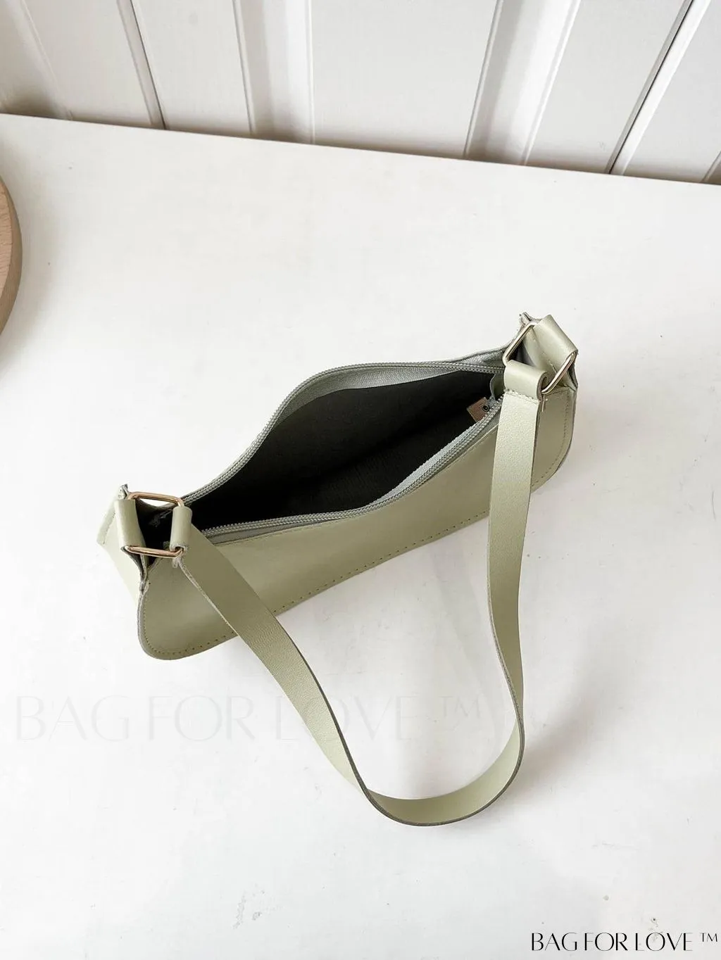 BagForLove - Sleek Armpit Bag - The Epitome of Fashionable Simplicity
