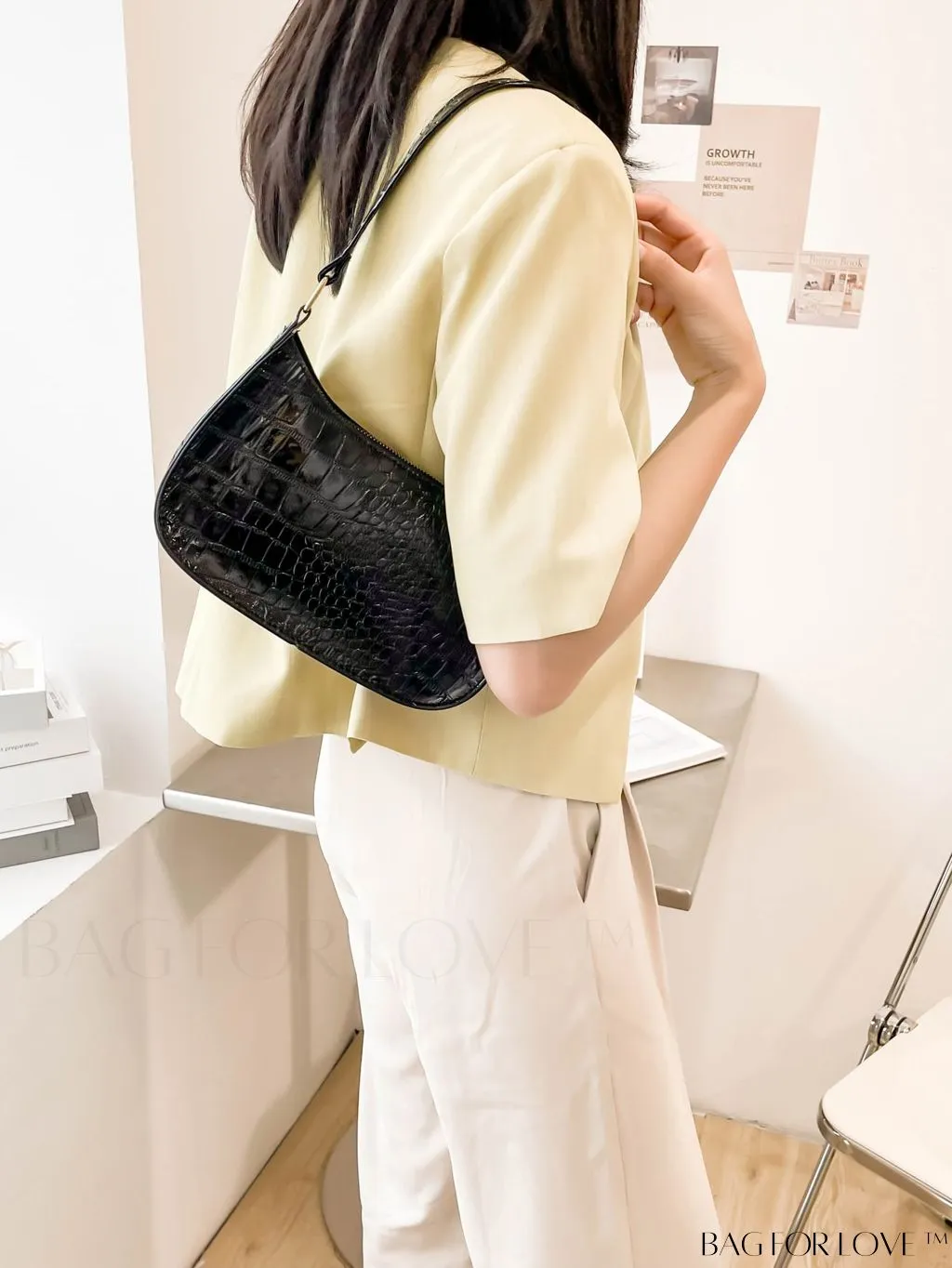 BagForLove - Sleek Armpit Bag - The Epitome of Fashionable Simplicity
