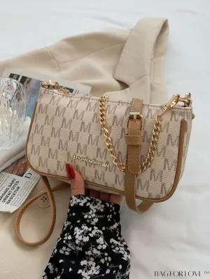 BagForLove - Sleek Slogan Baguette Bag: Effortlessly Stylish and Trend-Setting!