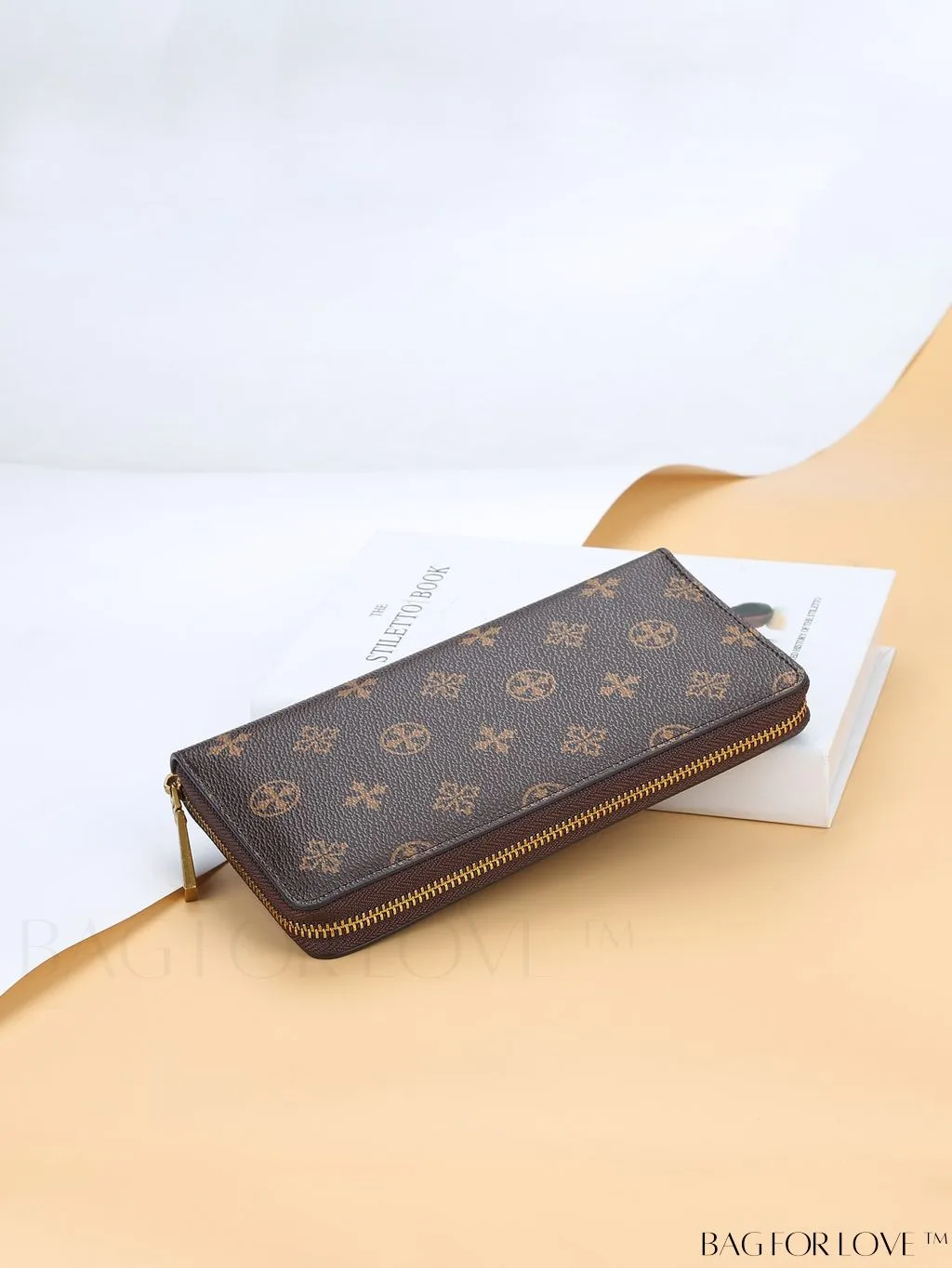 BagForLove - Stylish and sleek Designer Graphic Long Purse