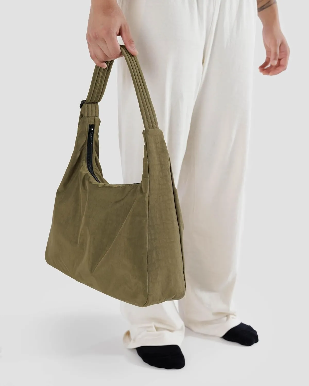 BAGGU Nylon Shoulder Bag