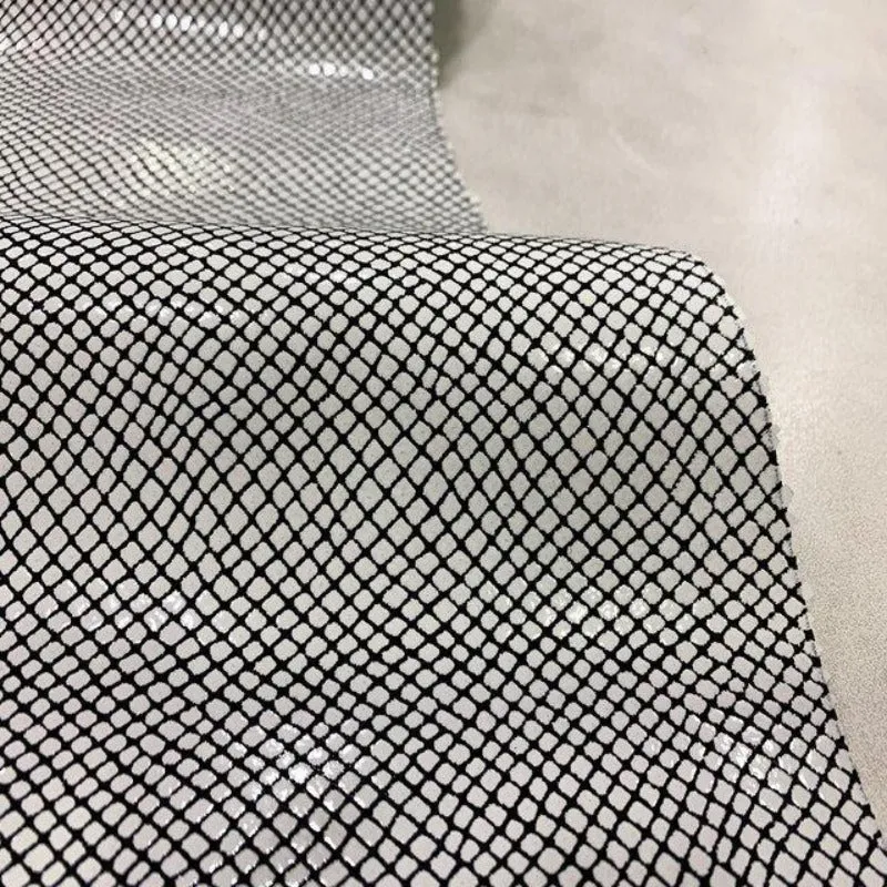Black&White Glossy Snake Print
