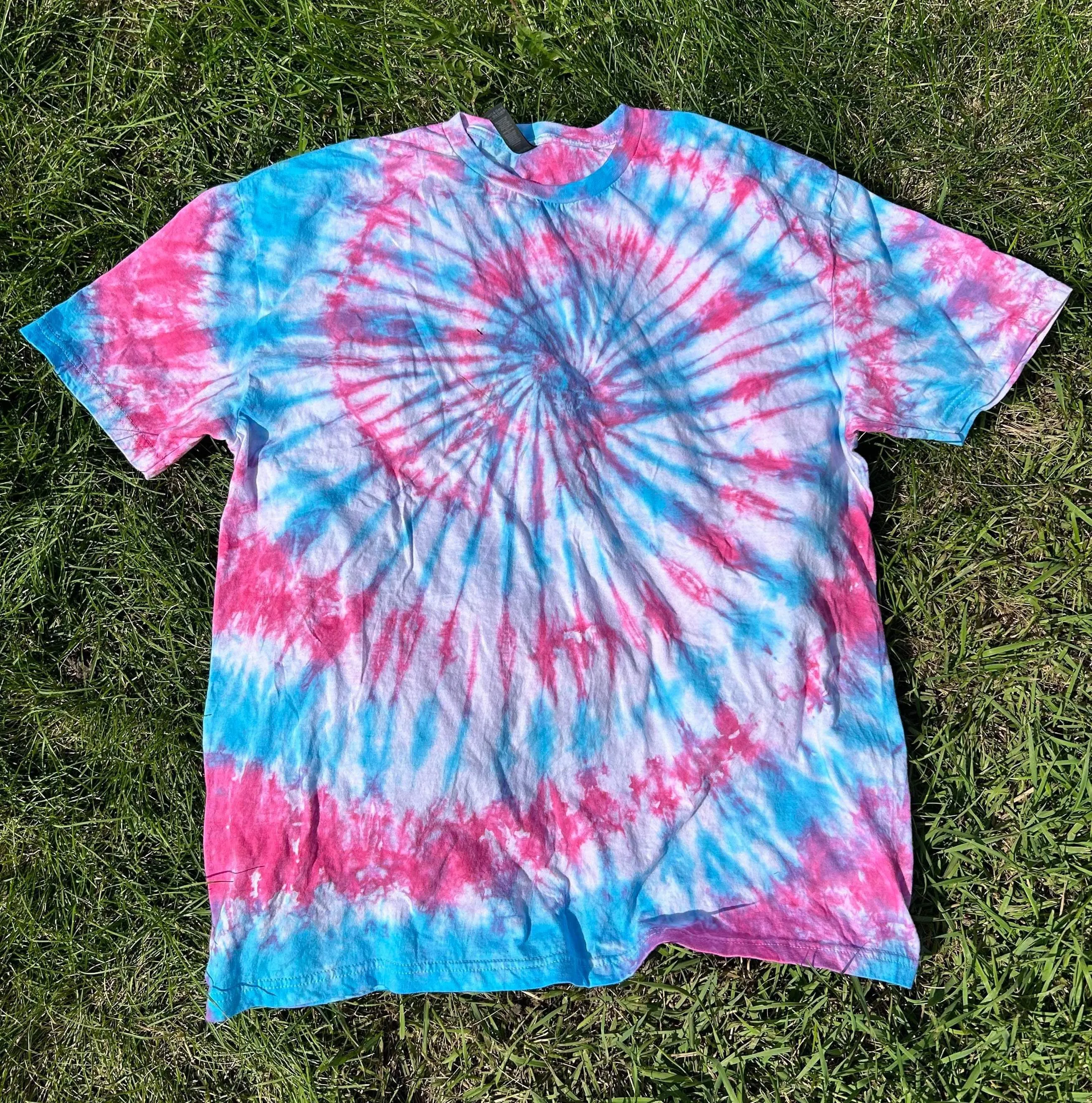 Blank Tie Dye Top in Slushee Swirl