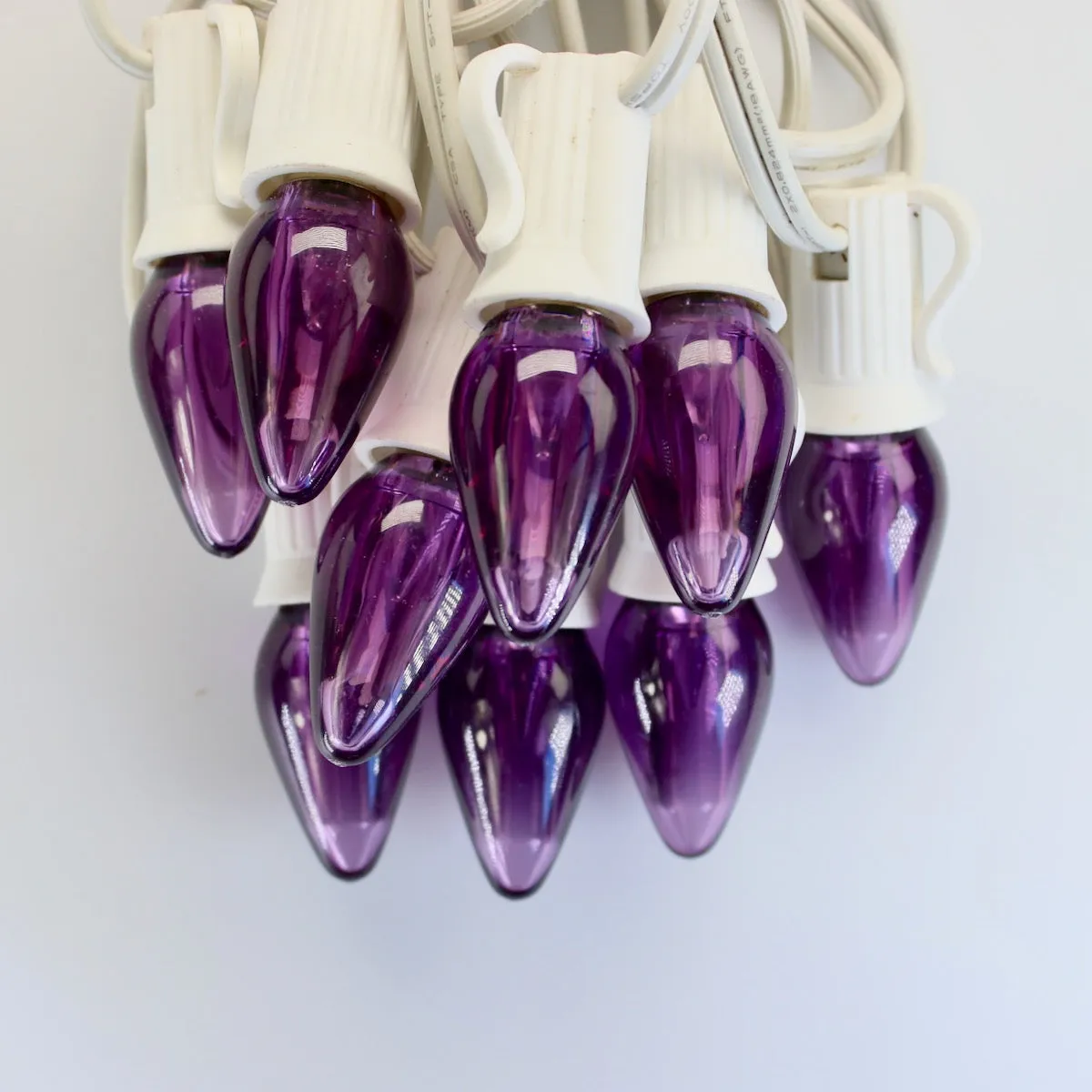 C7 Purple Smooth Twinkle LED Bulbs E12 Bases (25 Pack)