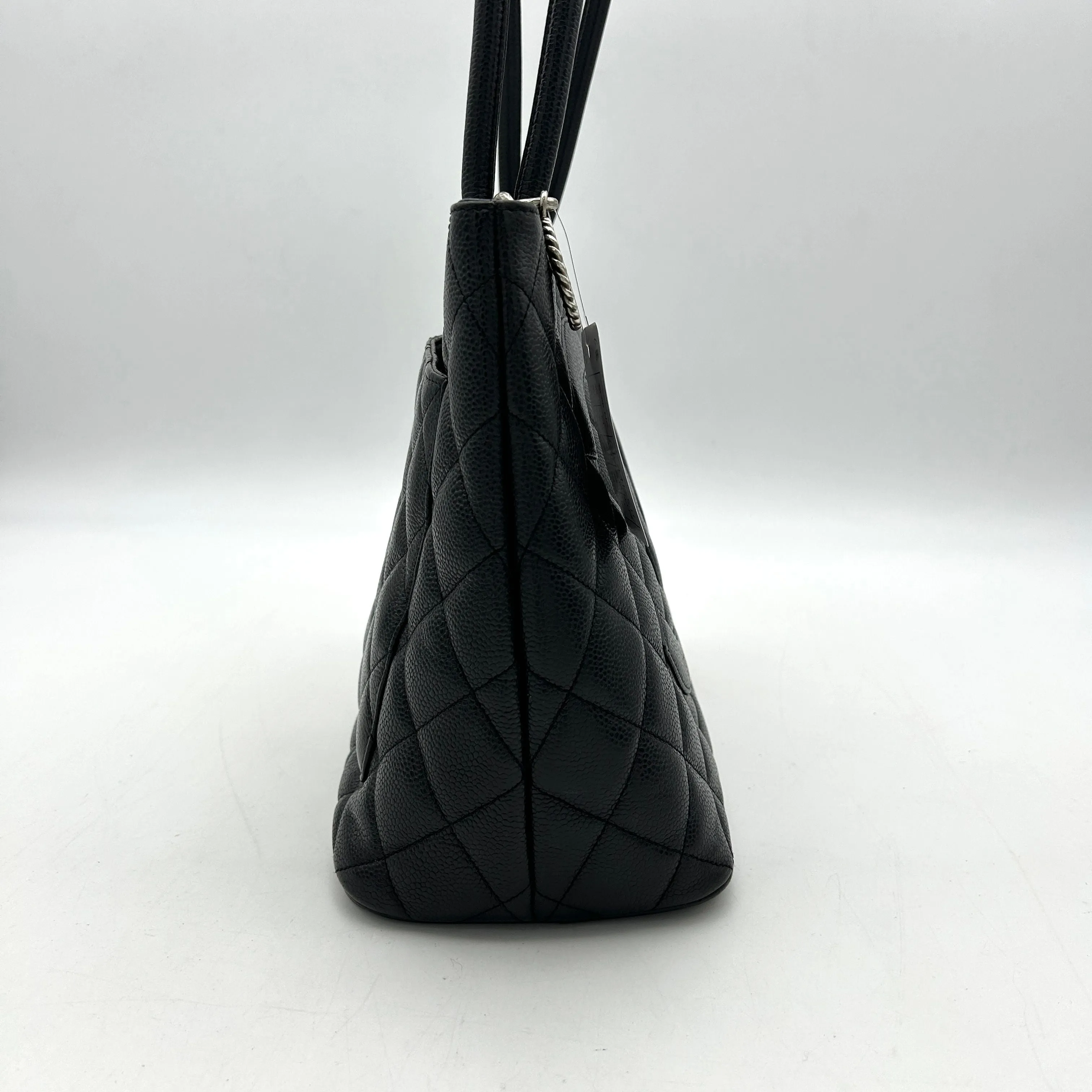 CHANEL Caviar Quilted Medallion Tote Black ch44135jf