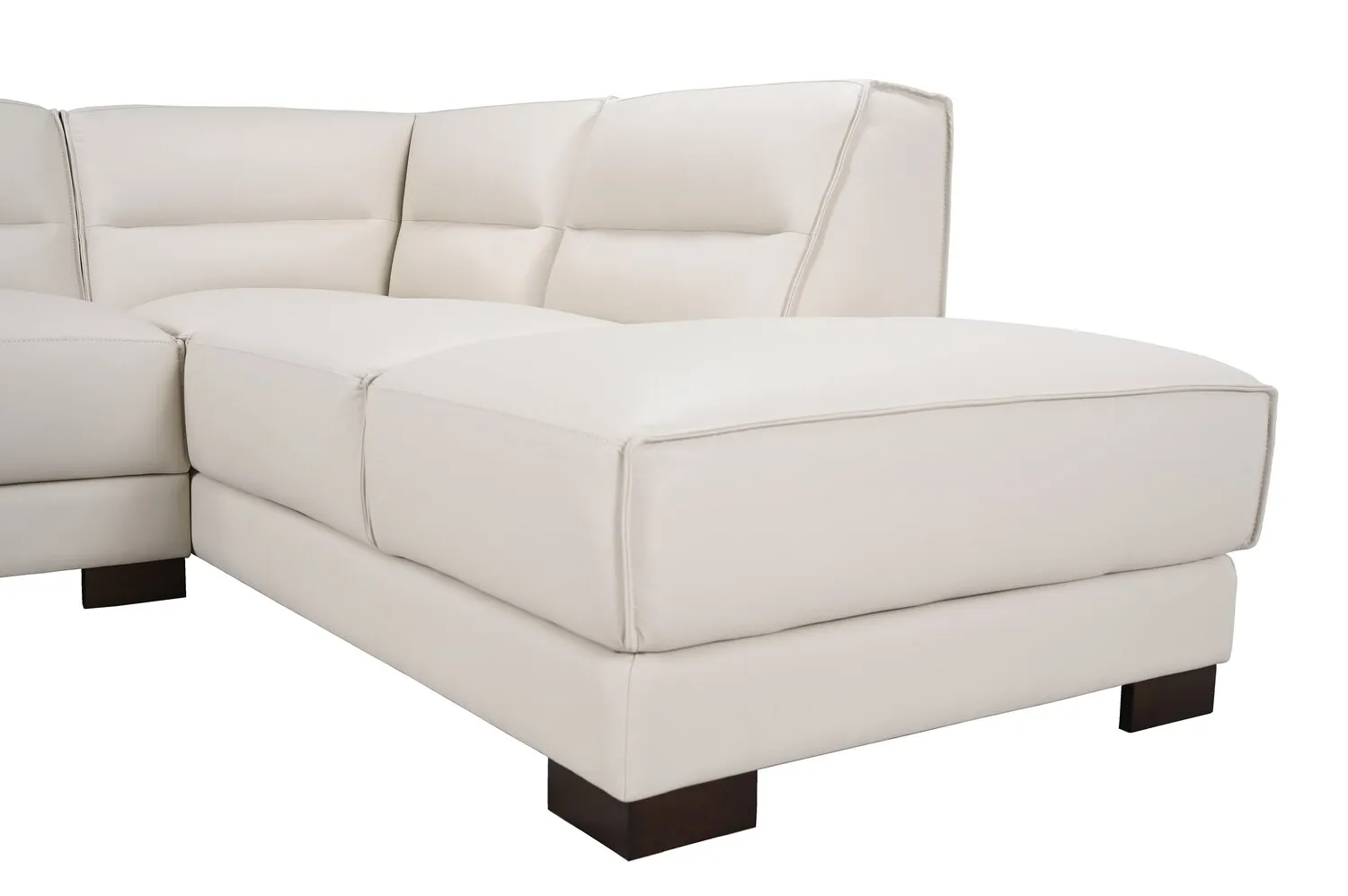 Citadel 3-Piece Right-Facing Top-Grain Genuine Leather Sectional with Wood Legs - Frost White | Sofa sectionnel de droite Citadel 3 pièces en cuir véritable de qualité supérieure avec pattes en bois - blanc givré