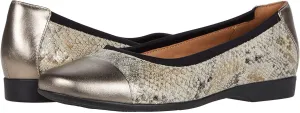 Clarks Un Darcey Cap 2 Ivory Metallic Snake Leather Combi 9 B (M)