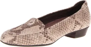 Clarks Women's Natural Snake Timeless 11 2A(N) US