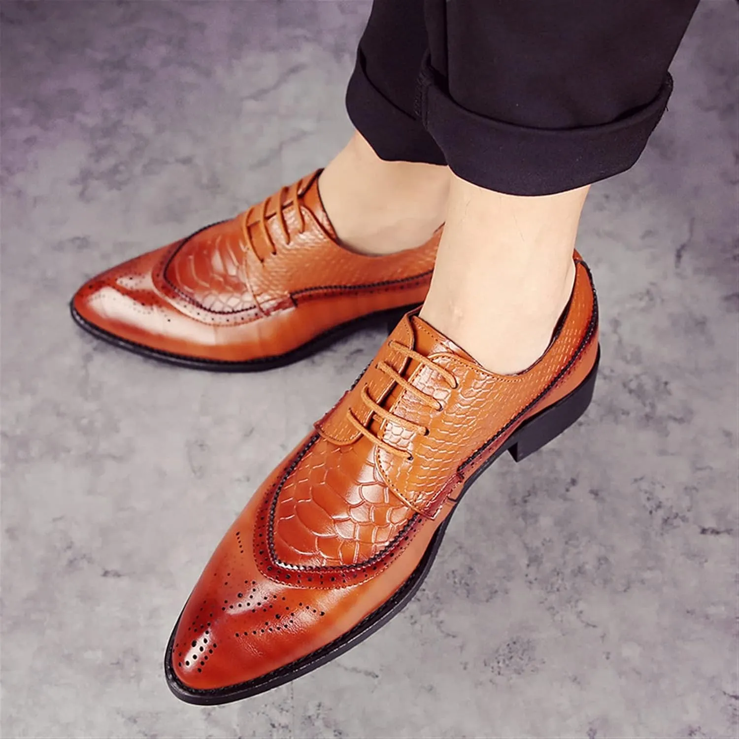 Dress Oxford Shoes for Men Lace Up Brogue Embossed Crocodile Embossed Leather Low Top Rubber Sole Slip Resistant Anti-Slip Block Heel Party Suitable for Many Occasions.