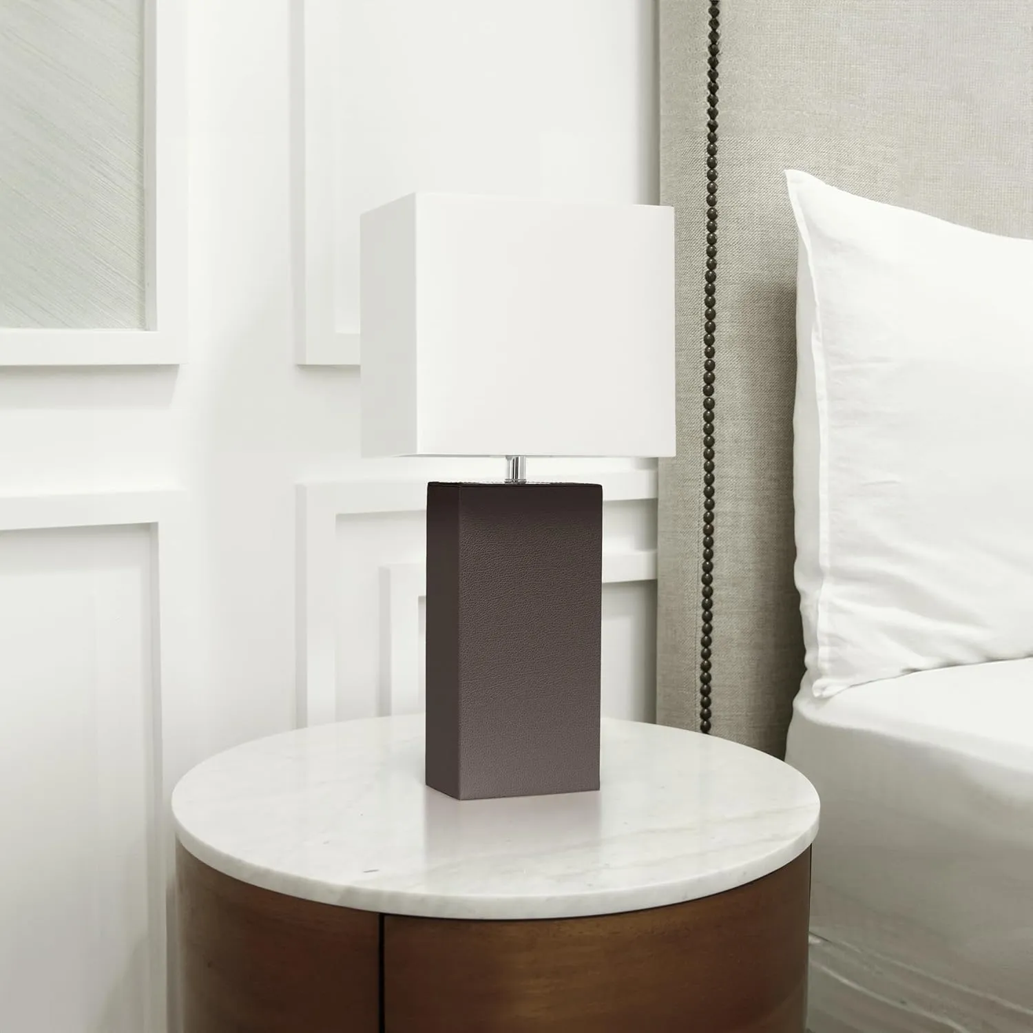 Elegant Designs LT1151-BWN 21" Contemporary Faux Leather Encased Table Lamp for Living Room, Bedroom, Study, Office, Entryway, Reading Nook, Brown