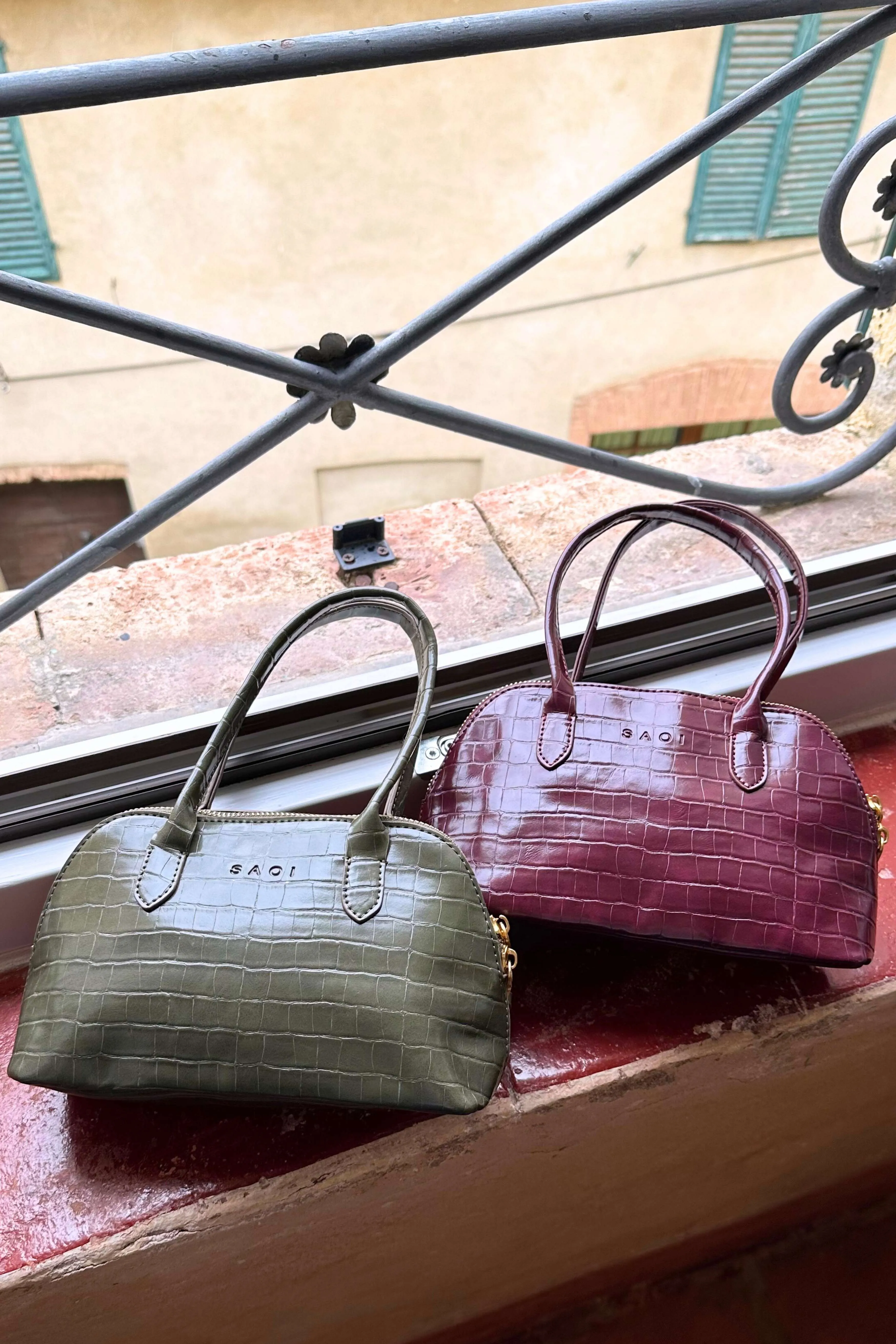 Elsa Bag in Croc Olive