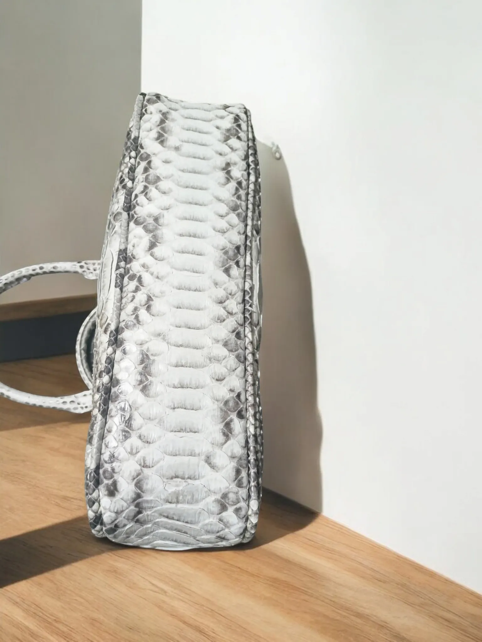 Exotic Handmade Genuine Snake Leather Women's handbag Exotic women's bag