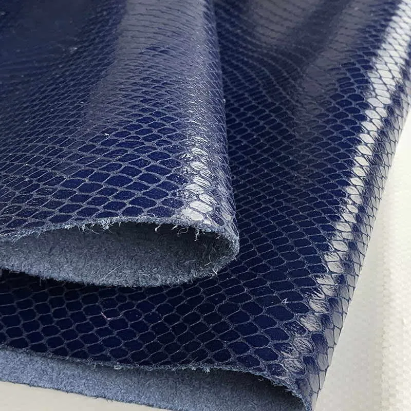 Glossy Snake Prints (2 colors)